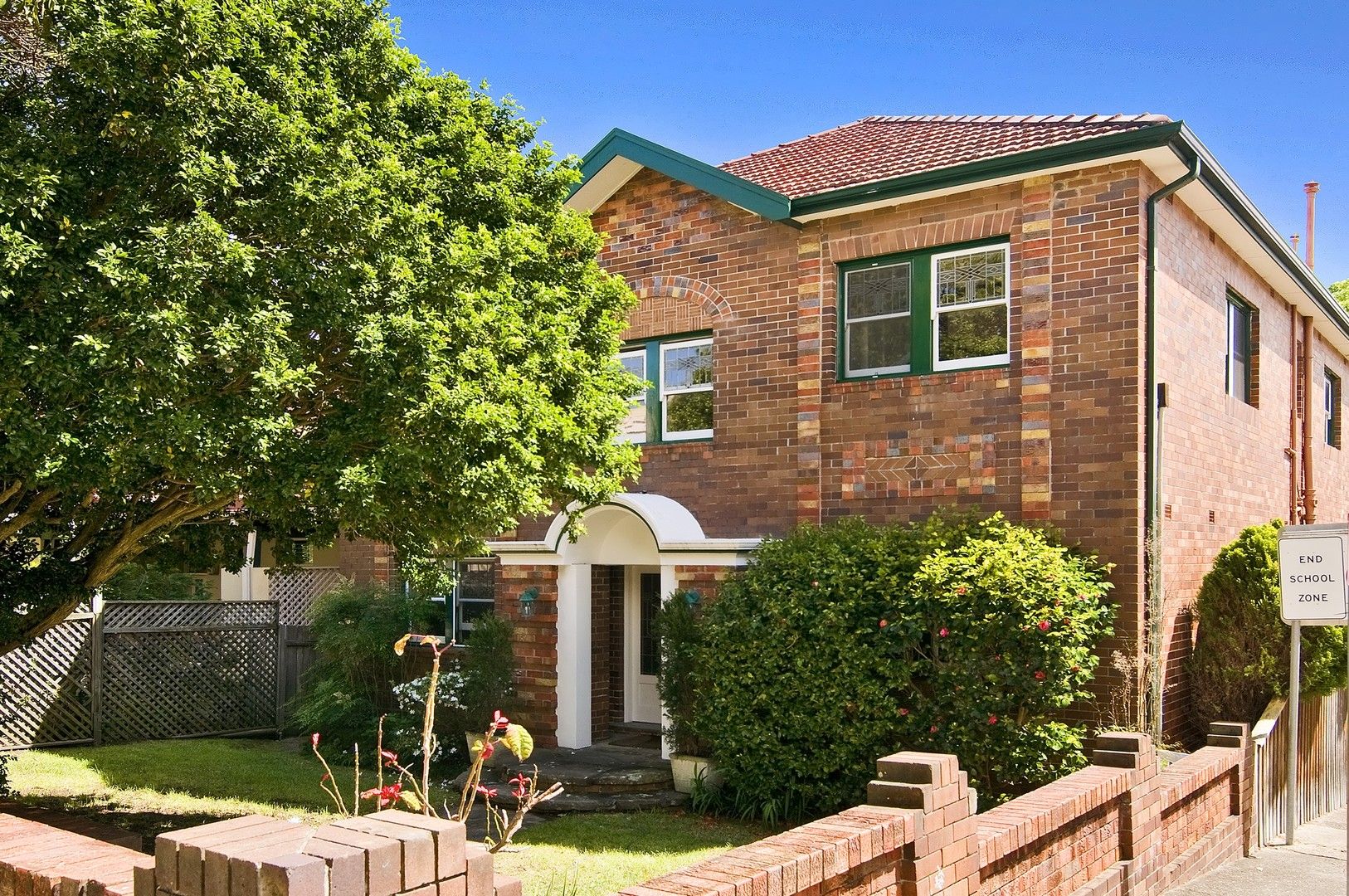 2 bedrooms Apartment / Unit / Flat in 1/100 Shadforth Street MOSMAN NSW, 2088