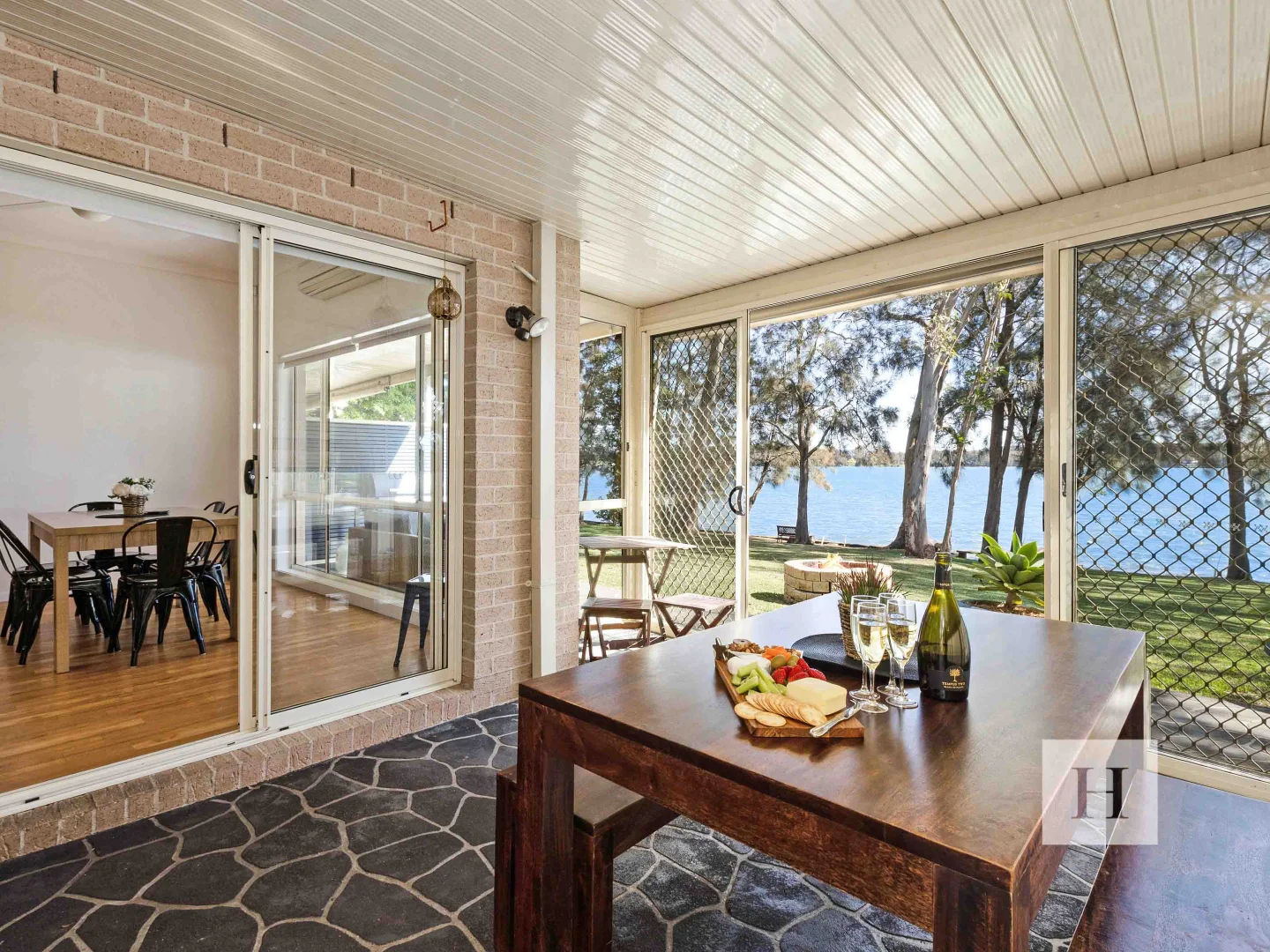 Additional image 15 of 19 Macquarie Rd, Mannering Park NSW 2259