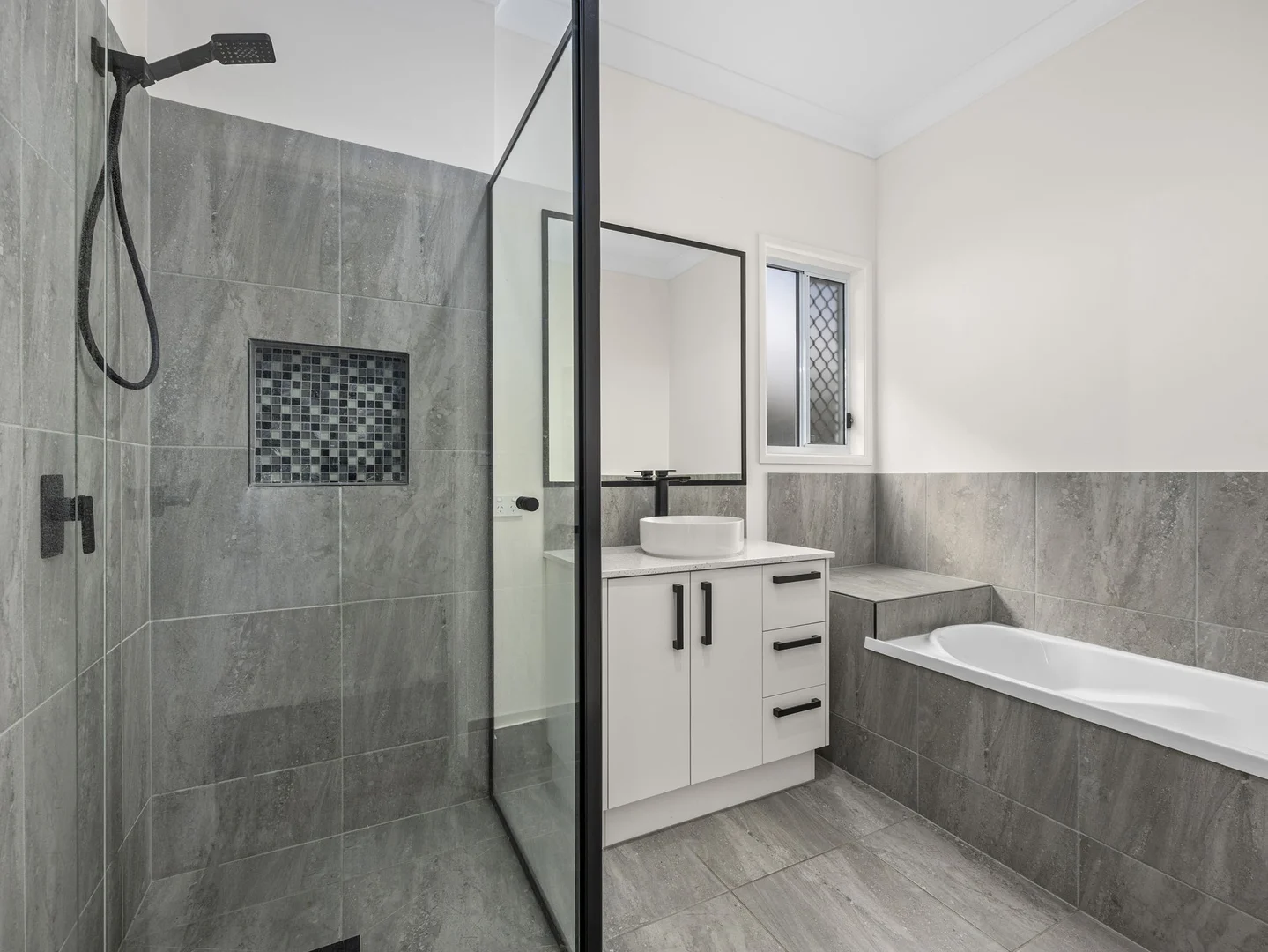 Additional image 13 of 29 Sunflower Ct, Ripley QLD 4306