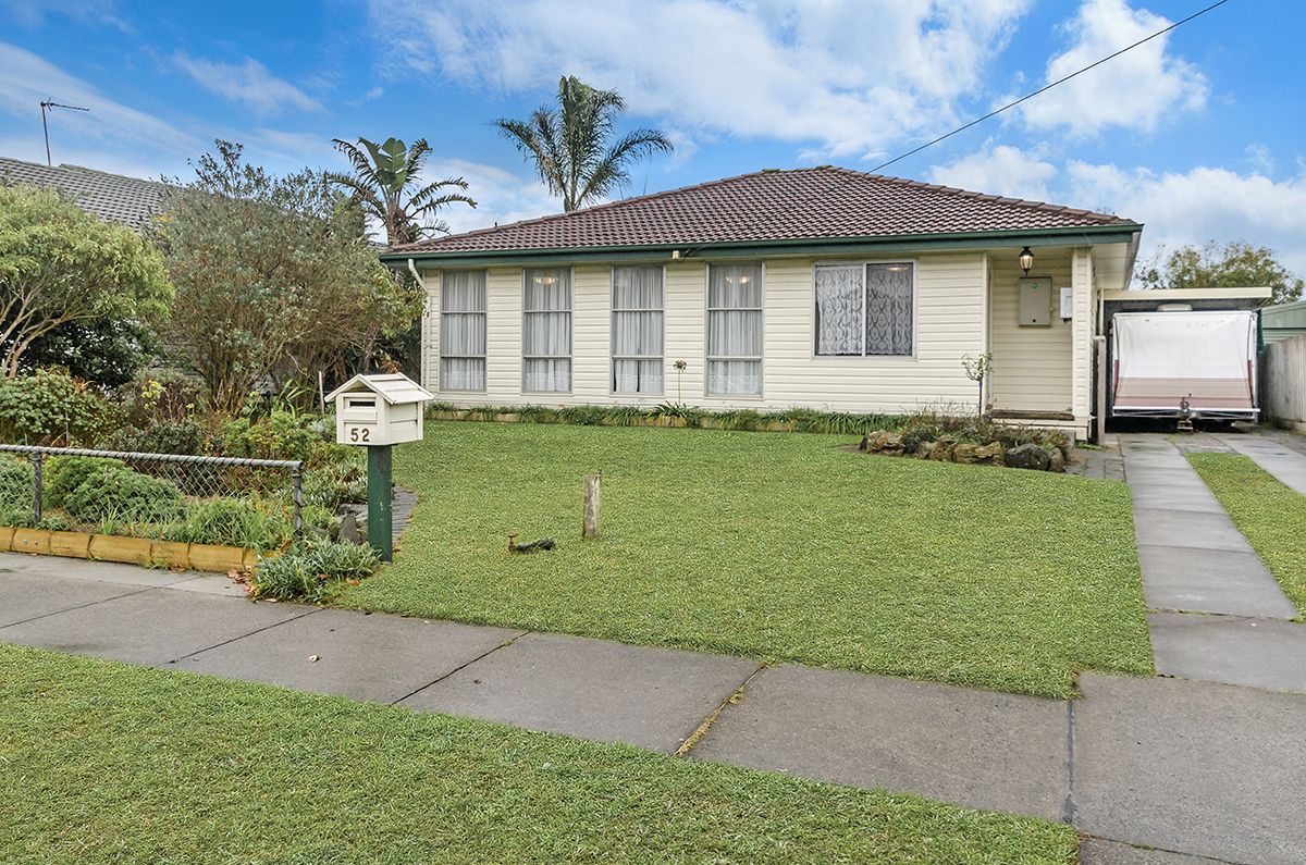 3 bedrooms House in 52 Kauri Crescent PORTLAND VIC, 3305