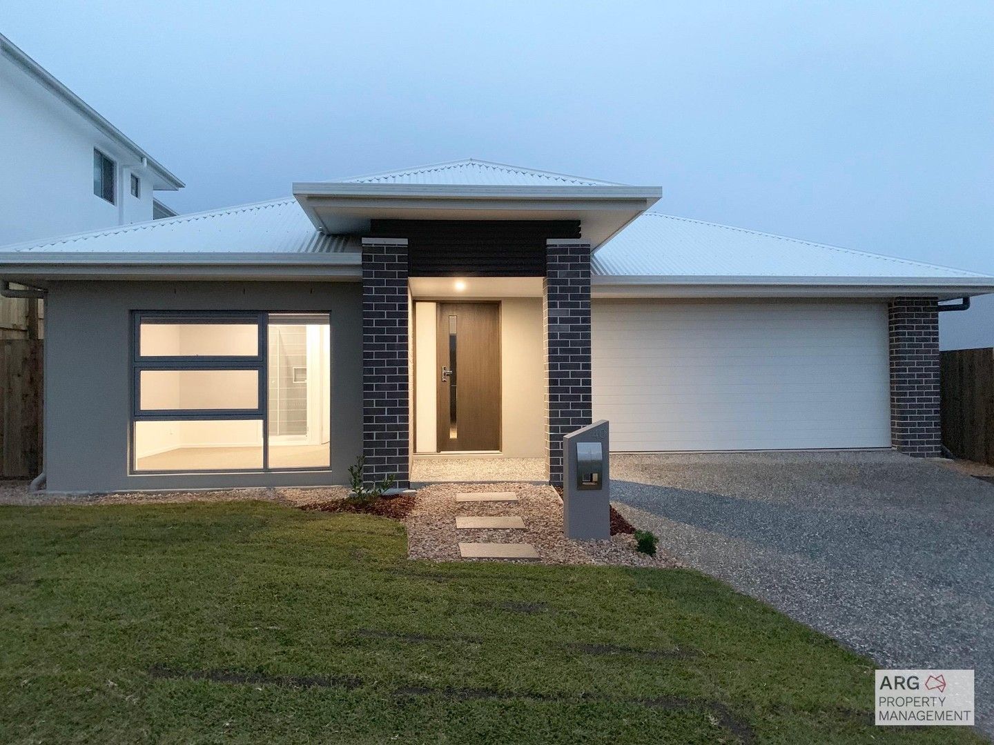 4 bedrooms House in 40 Wyperfeld SOUTH RIPLEY QLD, 4306