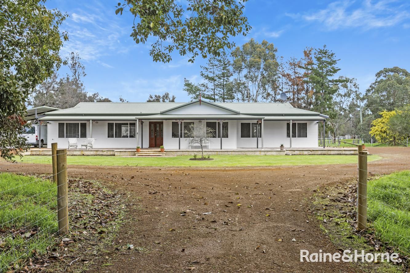 4 bedrooms House in 177 Capel Drive CAPEL WA, 6271