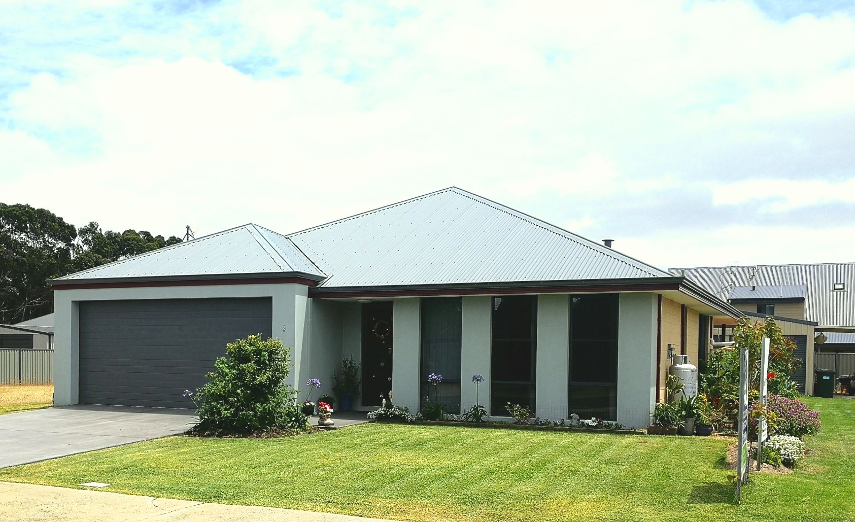 5 Firestone Way, August Property History & Address Research Domain