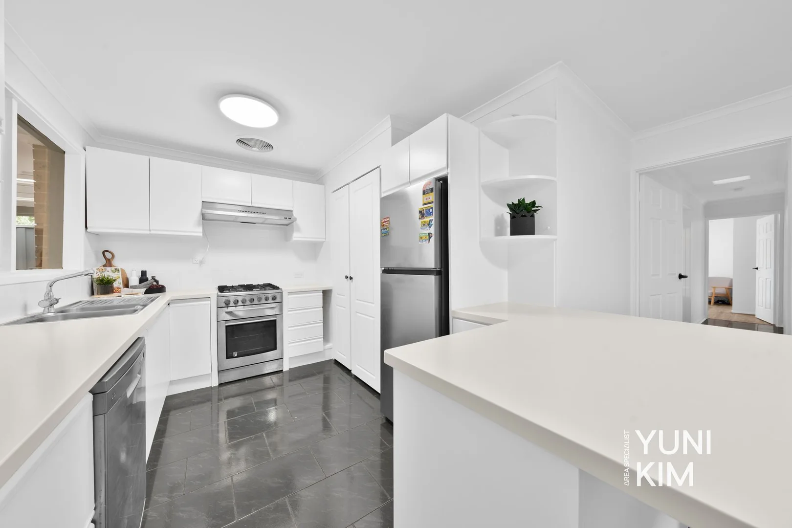 Additional image 10 of 197 James Cook Drive, Endeavour Hills VIC 3802