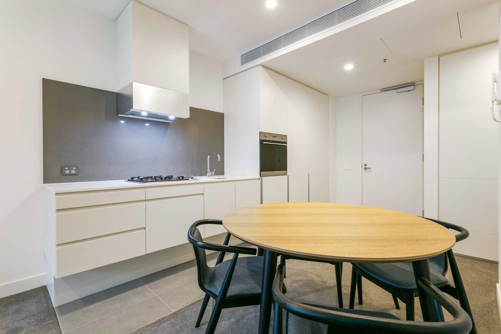 2 bedrooms Apartment / Unit / Flat in 2307/105 Clarendon Street SOUTHBANK VIC, 3006