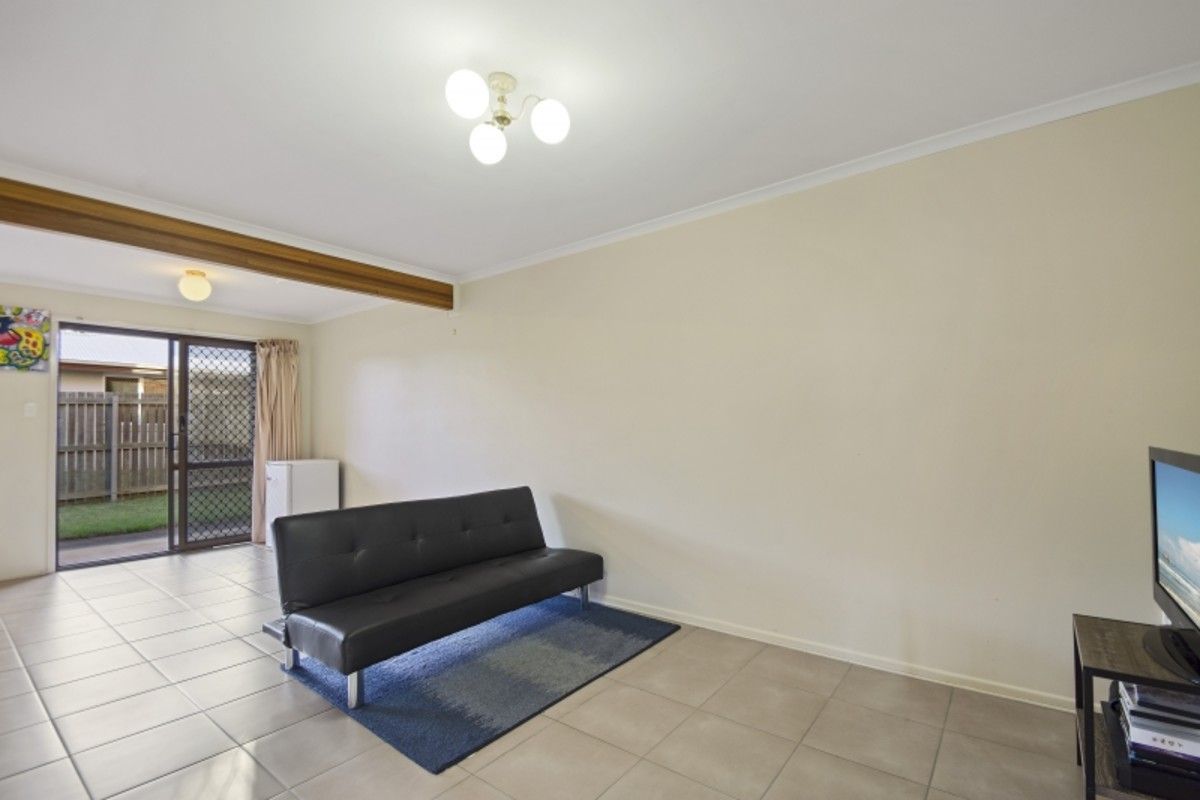 11/367-369 Margaret Street, Newtown QLD 4350, Image 2