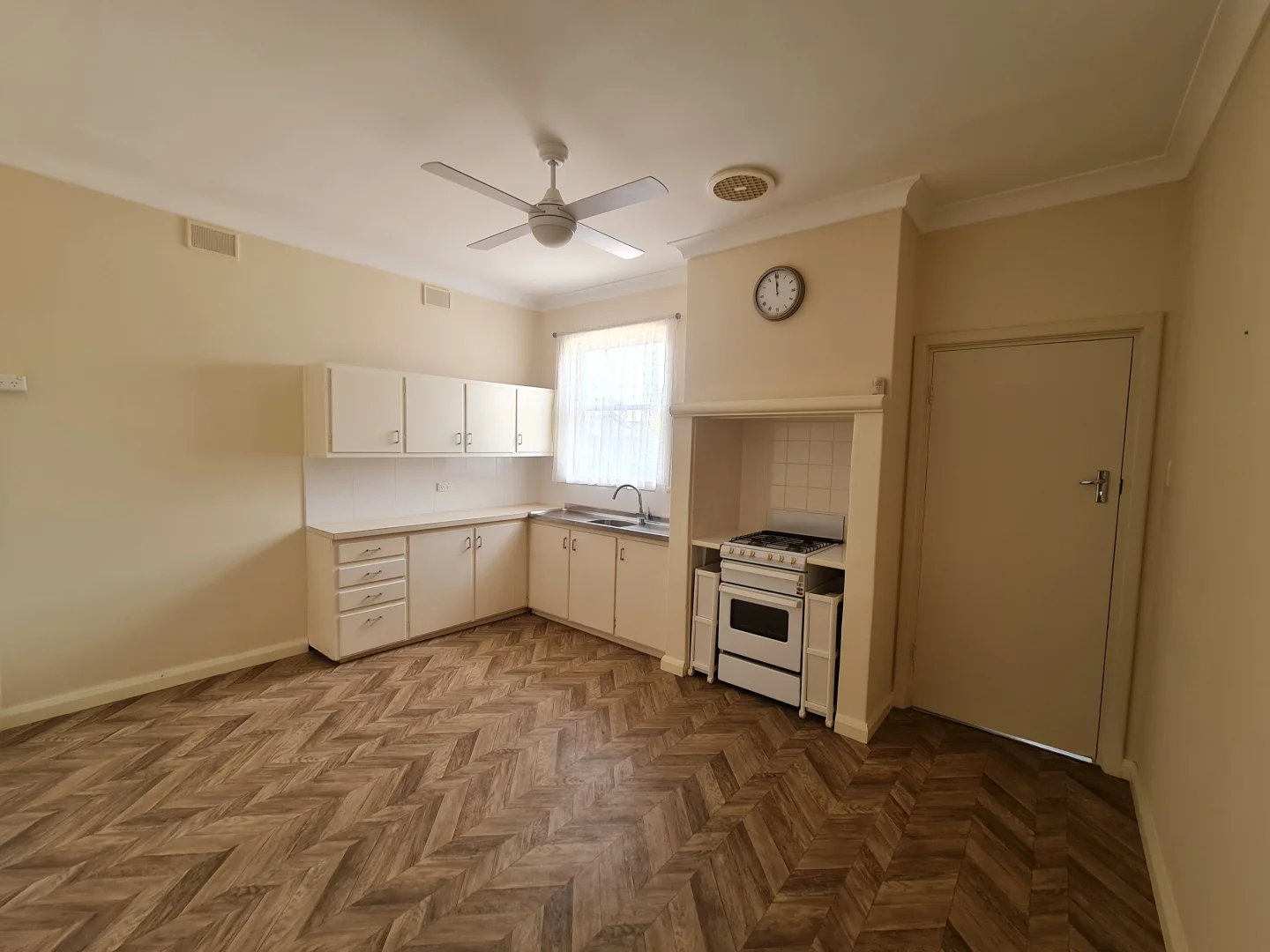 Additional image 2 of 56 Prince Street, Wallaroo SA 5556