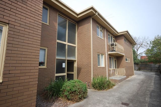2 bedrooms Apartment / Unit / Flat in 8/39 Grange Street ALPHINGTON VIC, 3078