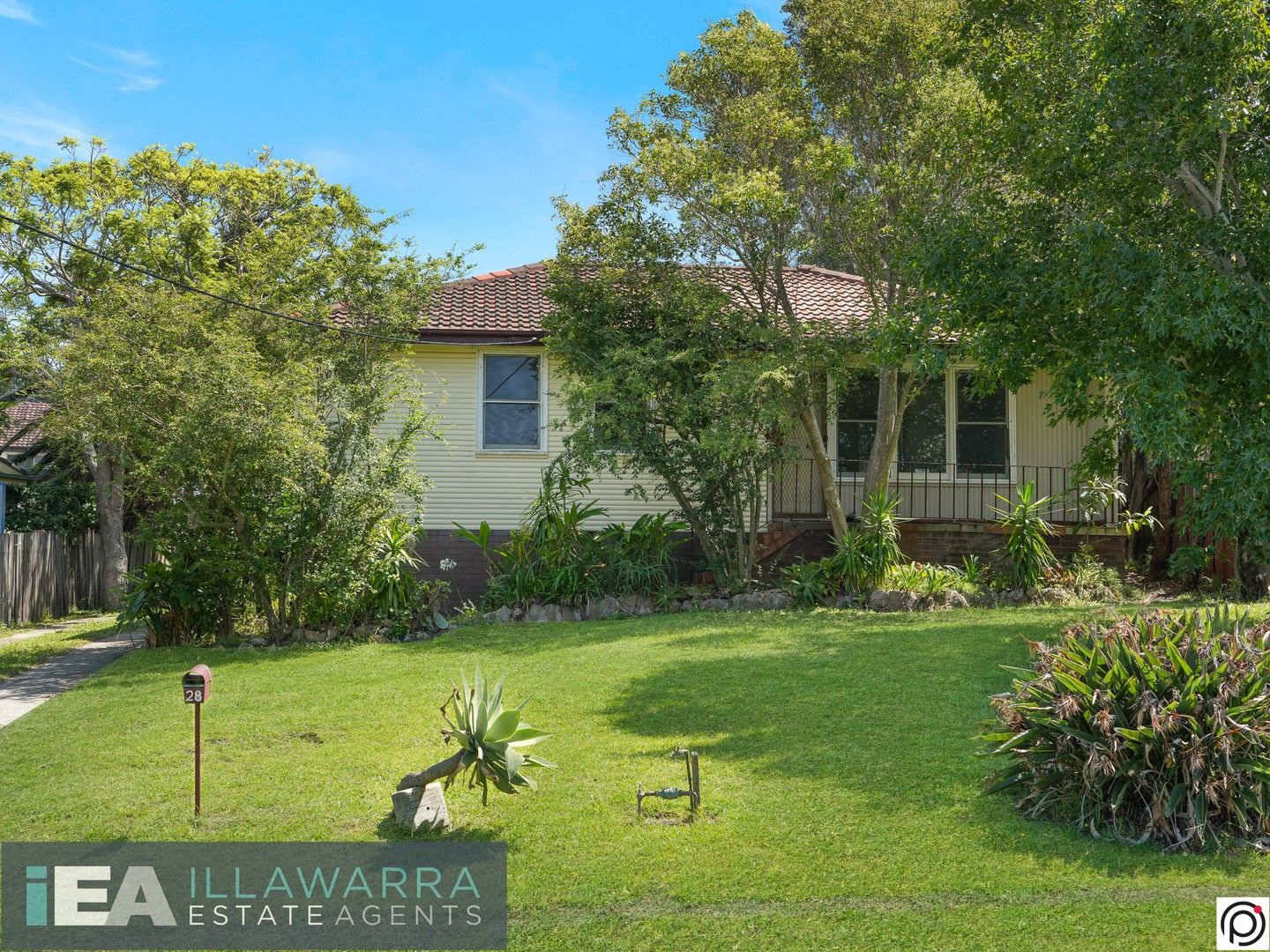 28 Hardwick Crescent, Mount Warrigal NSW 2528, Image 0