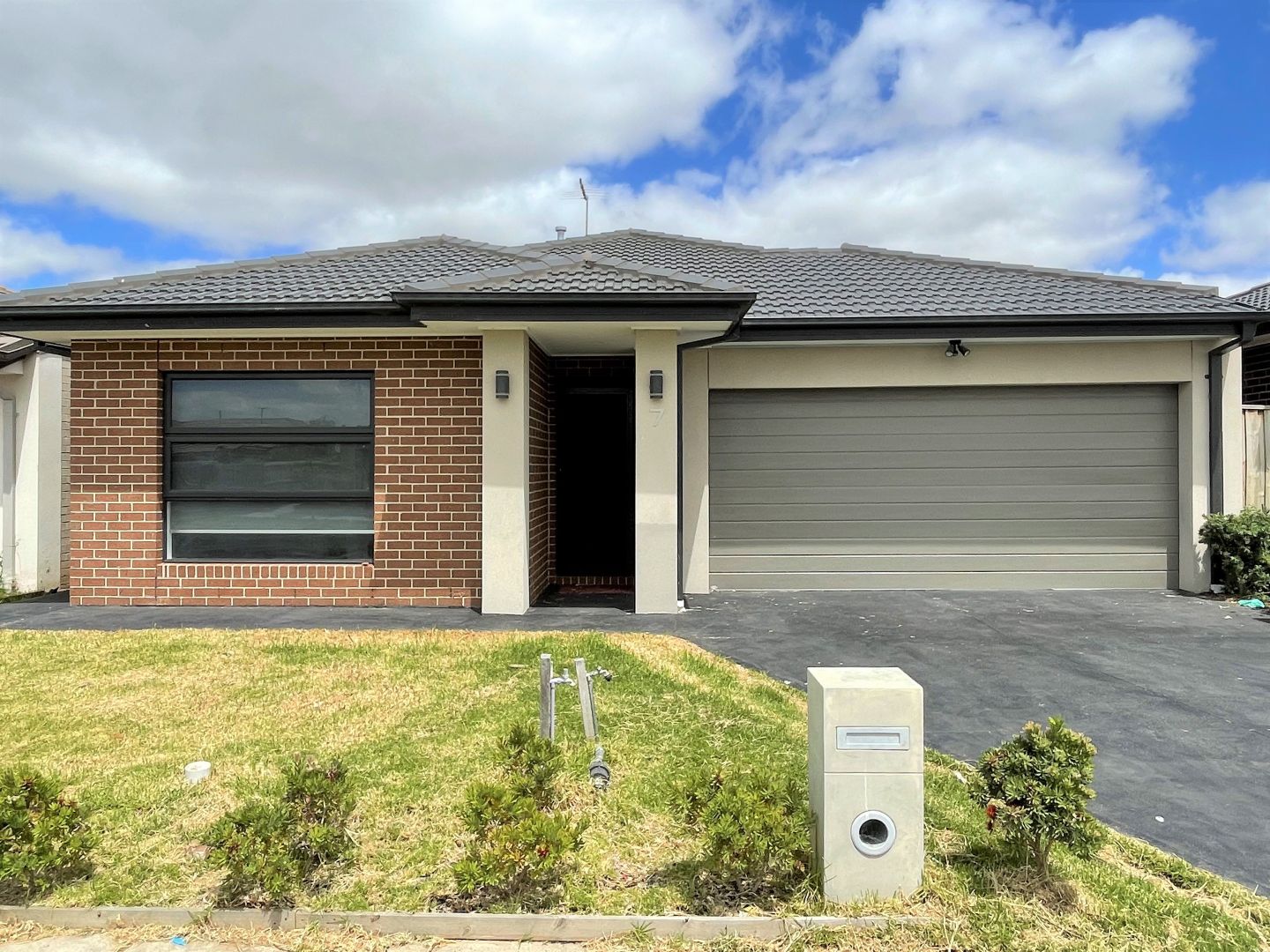 7 Stately Avenue, Wyndham Vale | Property History & Address Research ...