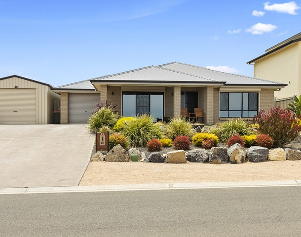 23 Willard Street, Moonta Bay SA 5558