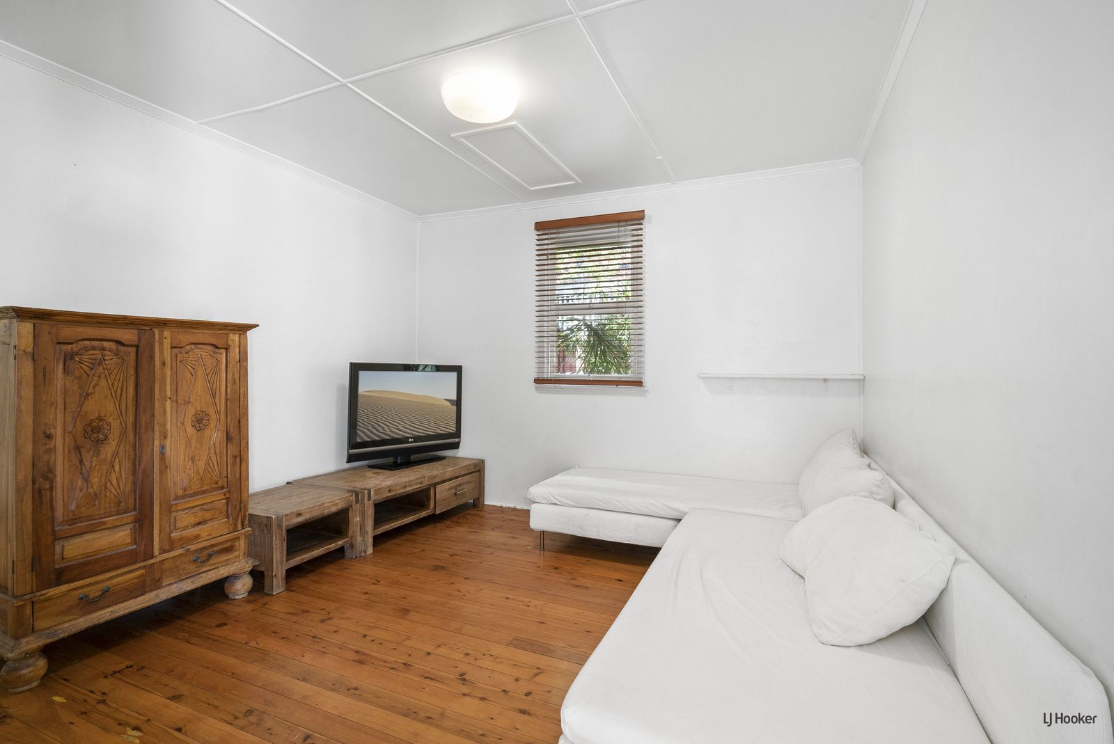 3 bedrooms Apartment / Unit / Flat in 1/58 Dutton Street COOLANGATTA QLD, 4225