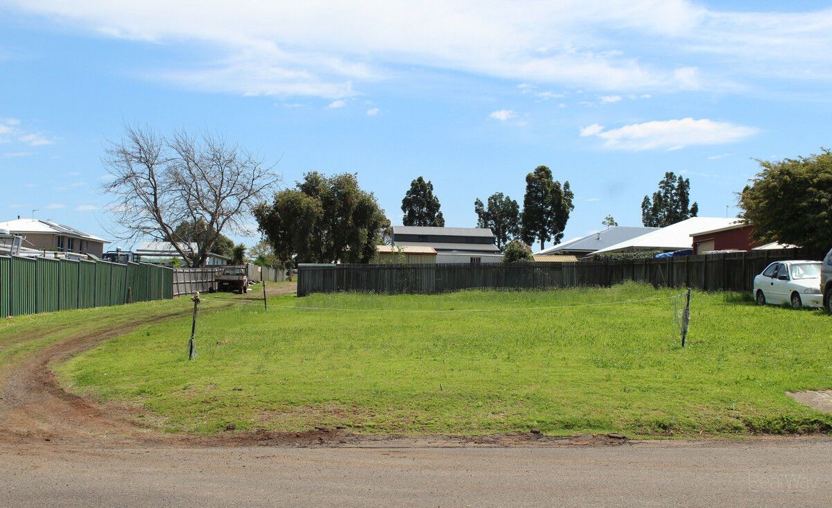 81 Luck Street, Drayton QLD 4350, Image 1