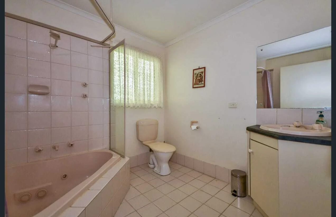 Additional image 5 of 1/8 Heath Street, Halls Gap VIC 3381