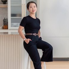 Cindy Liu, Sales representative