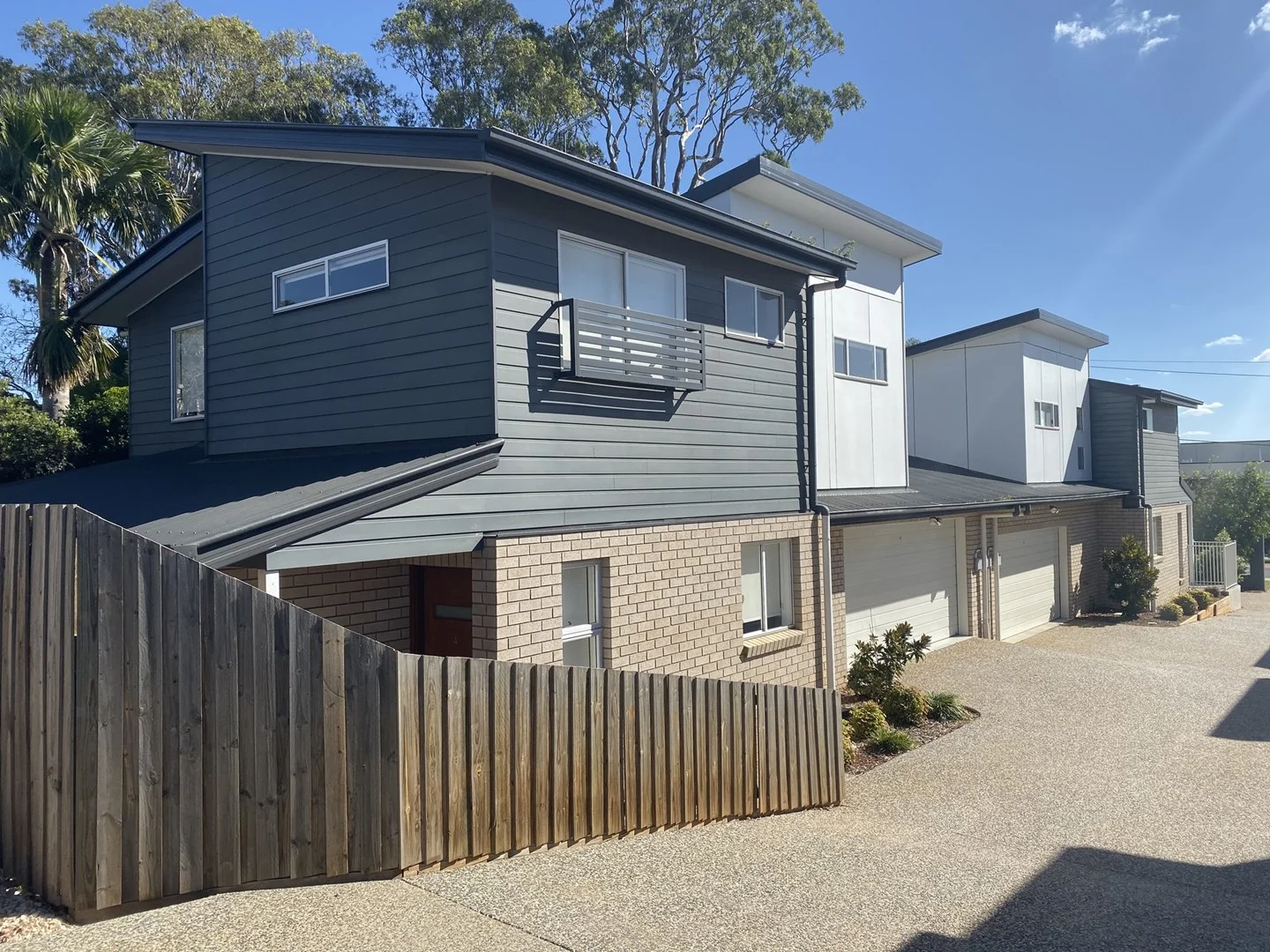 4/442 Hume Street, Middle Ridge QLD 4350