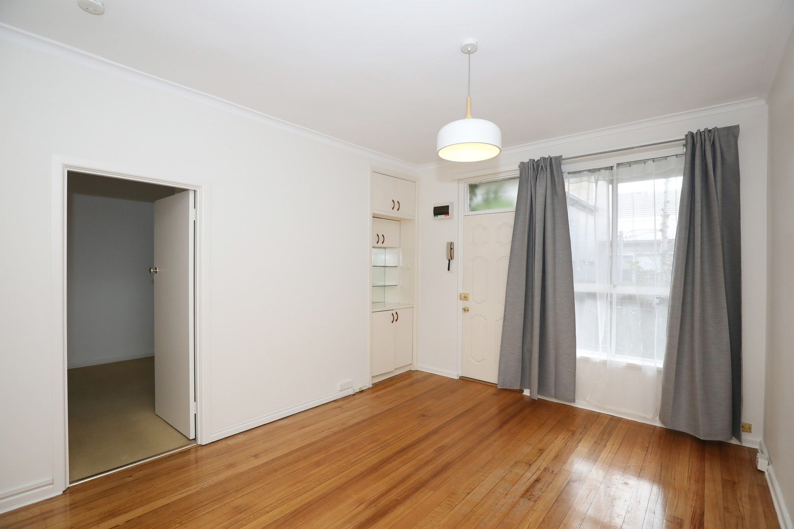1 bedrooms Apartment / Unit / Flat in 3/104 Rowena Parade RICHMOND VIC, 3121