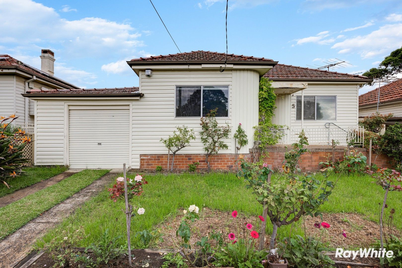 5 Lonard Avenue, Wiley Park NSW 2195, Image 0