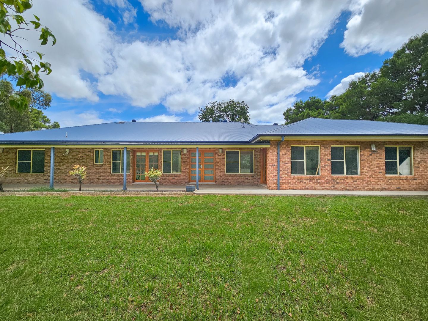 6 Davids Lane, Parkes NSW 2870, Image 1