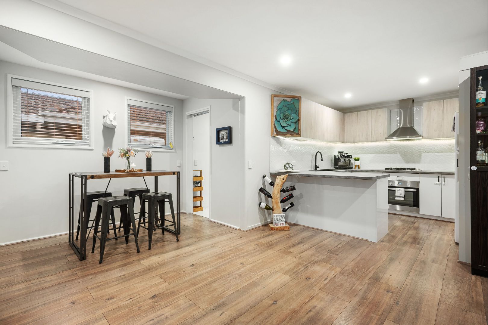 2/13 Tilley Street, Cheltenham VIC 3192 Domain