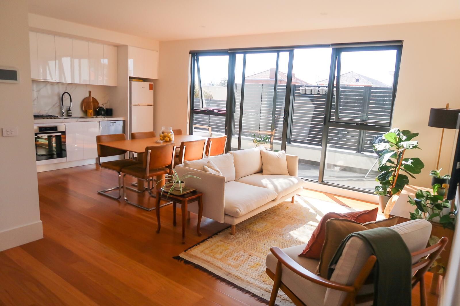 2 bedrooms Apartment / Unit / Flat in 102/105 Westbury St BALACLAVA VIC, 3183