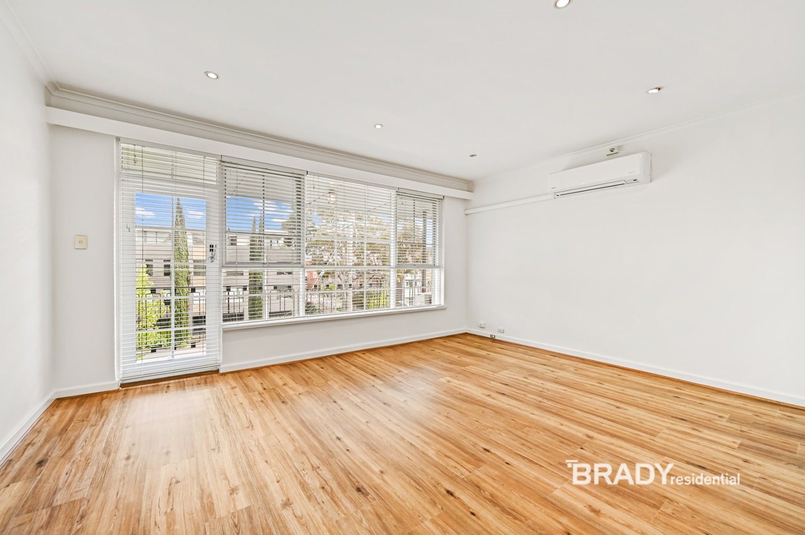 2 bedrooms Apartment / Unit / Flat in 6/564 Glenferrie Road HAWTHORN VIC, 3122