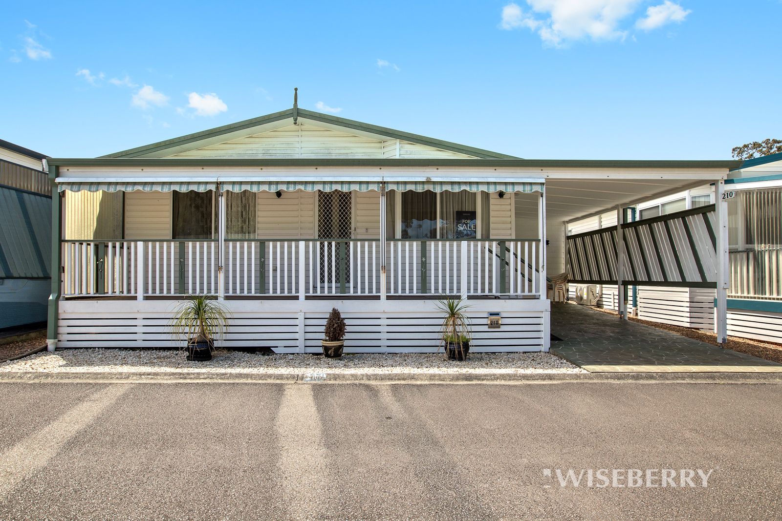 210/25 Mulloway Road, Chain Valley Bay NSW 2259, Image 0