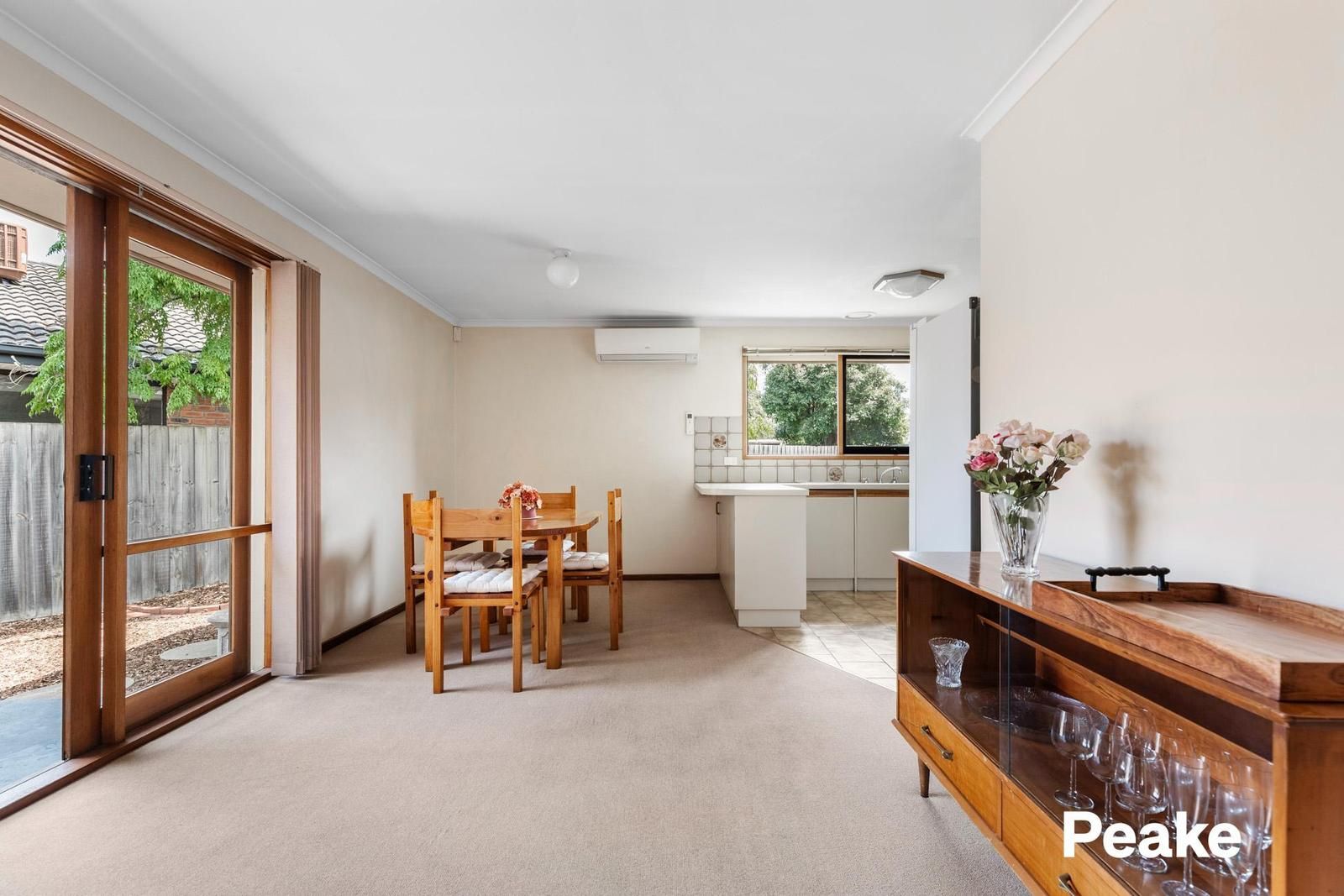 2/9 Lydia Mary Drive, Berwick VIC 3806, Image 2