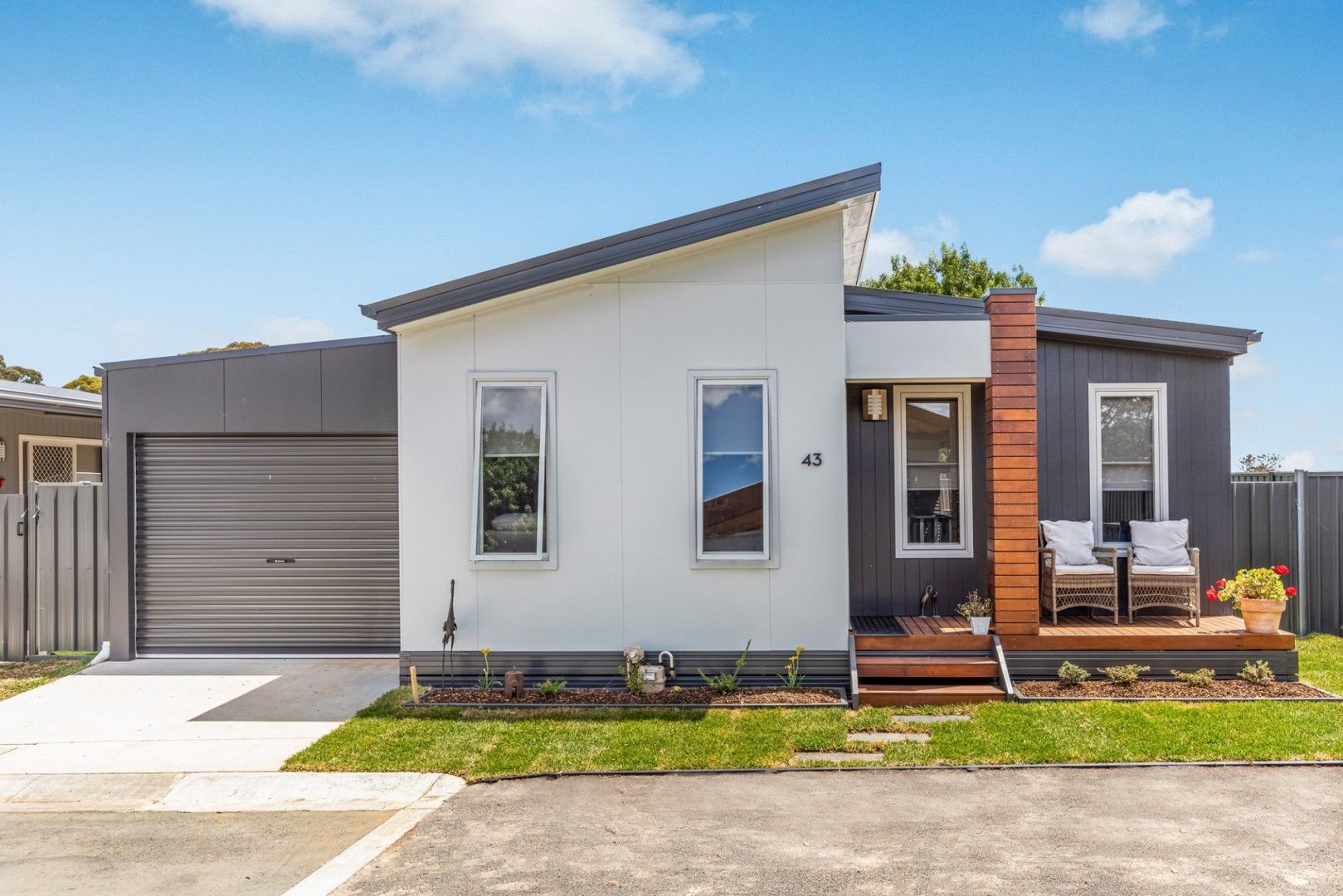 2 bedrooms House in 43/1449 Calder Hwy MARONG VIC, 3515