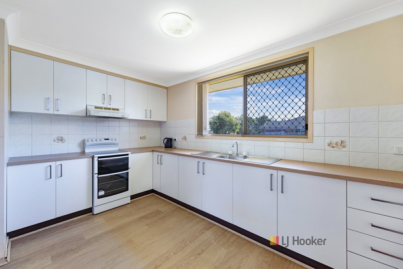 8/31 Girraween Street, Buff Point NSW 2262, Image 2