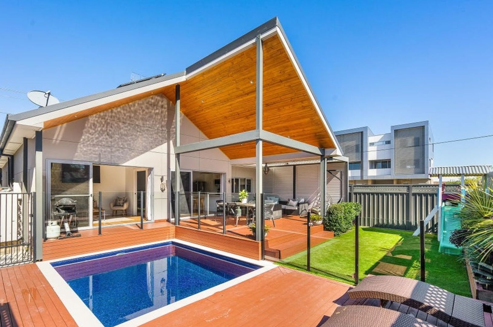 3 bedrooms House in 114 Victoria Street ADAMSTOWN NSW, 2289
