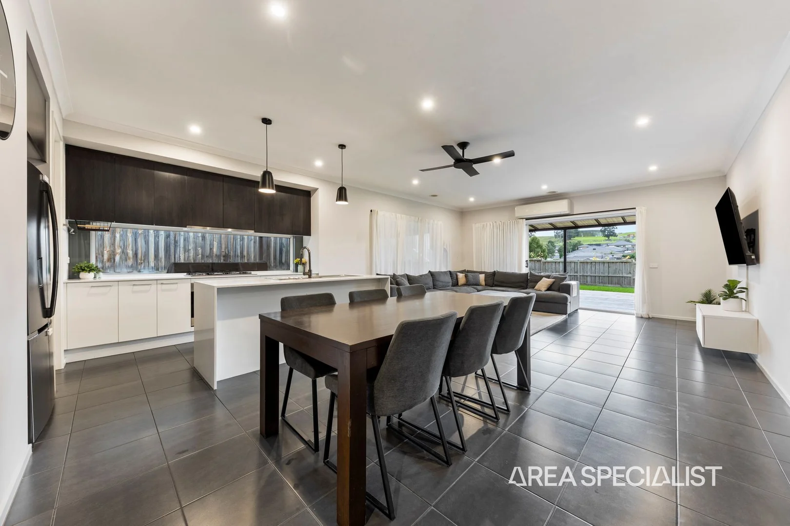 Additional image 15 of 37 Mountford Rise, Pakenham VIC 3810