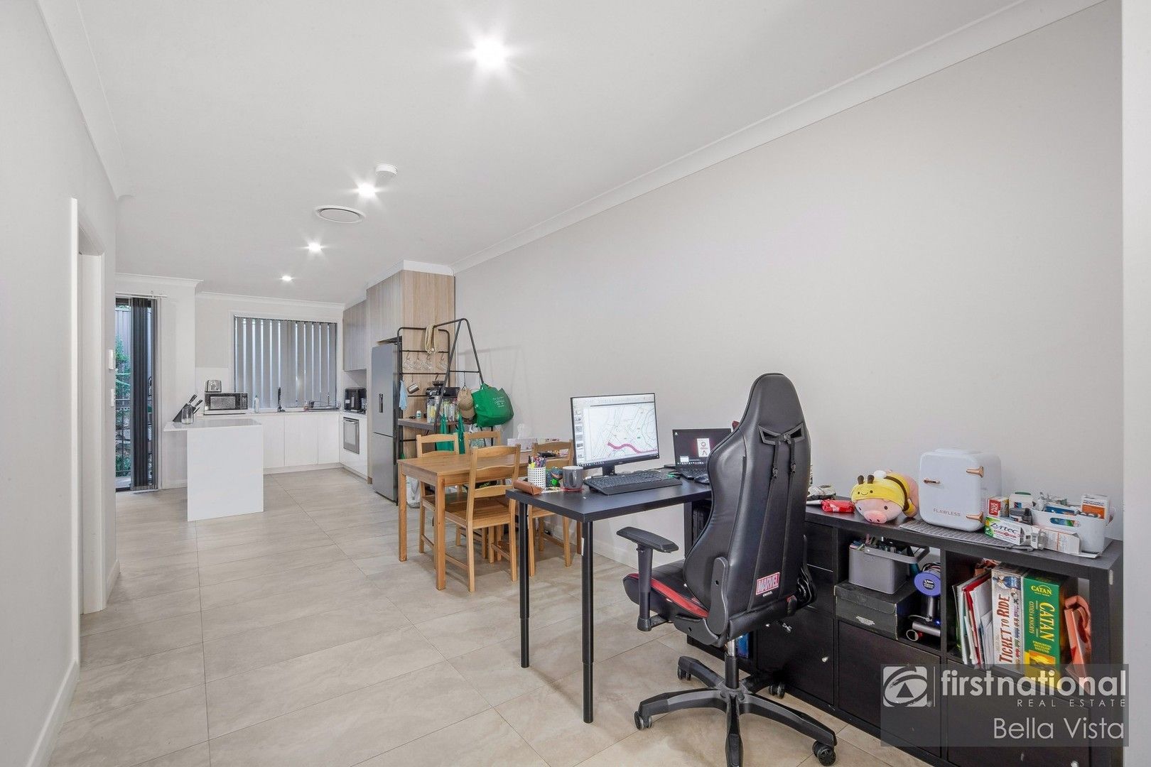 6/8 Carinya Road, Girraween NSW 2145, Image 0