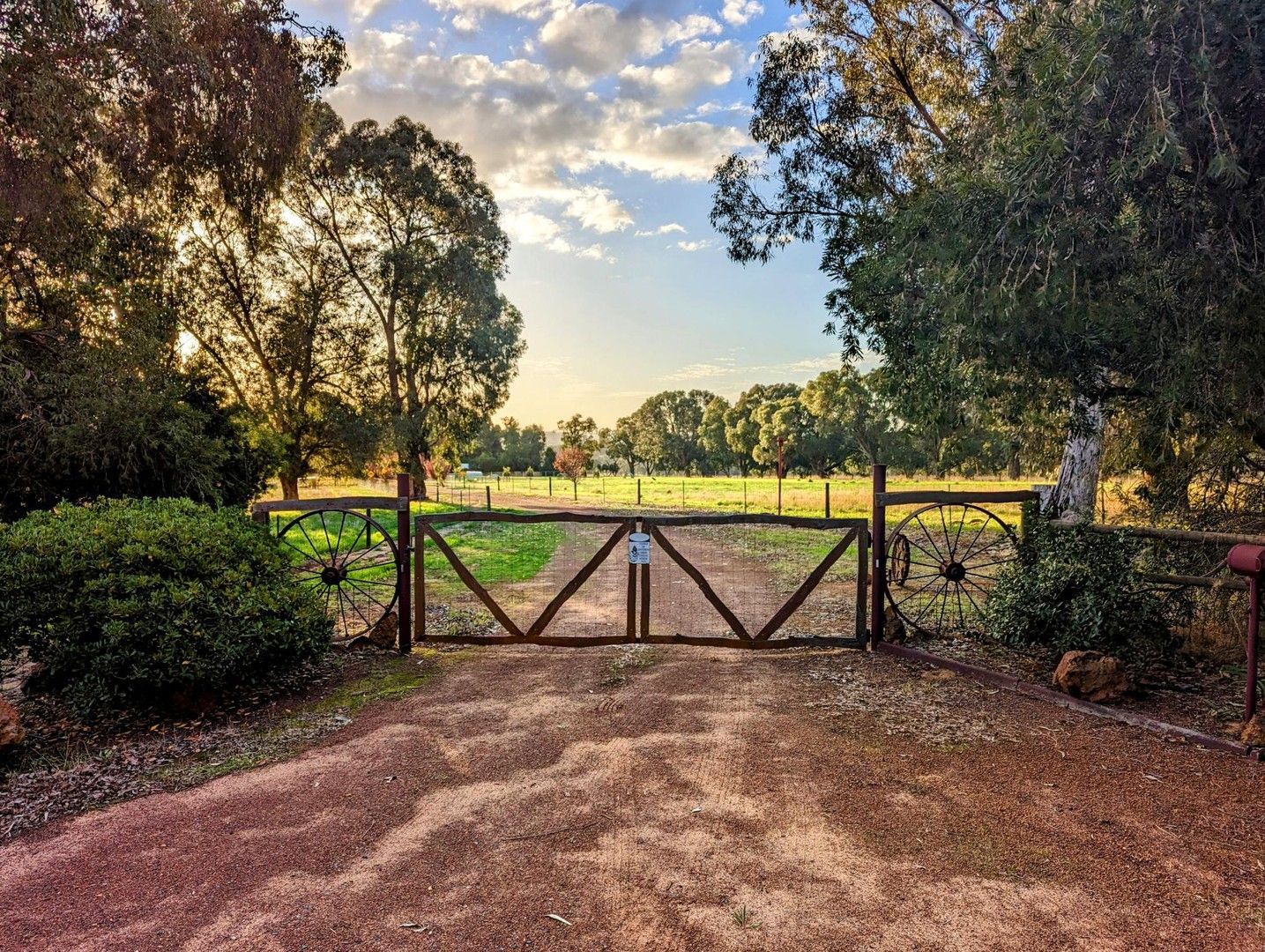 3 bedrooms House in 131 Ashton Road BULLSBROOK WA, 6084