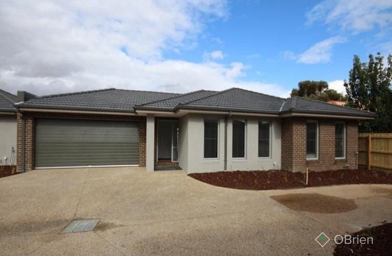 3 bedrooms House in 4/18 George Street SAFETY BEACH VIC, 3936