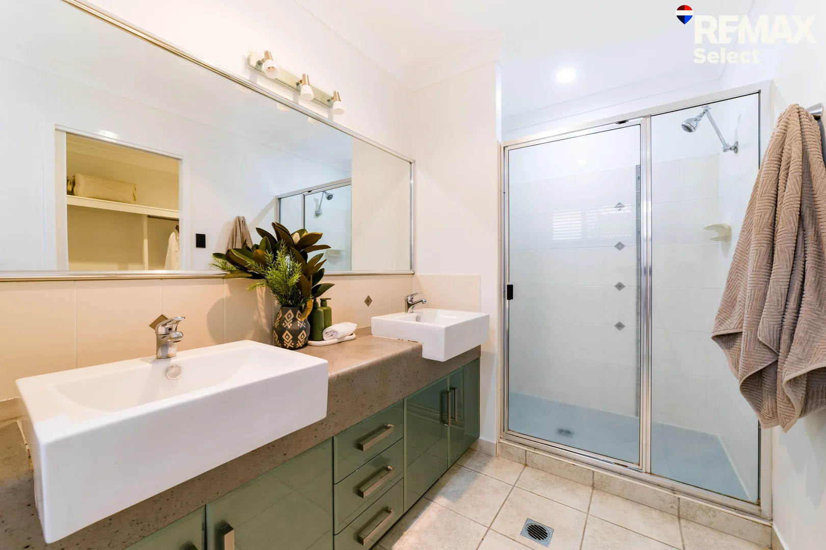 Additional image 24 of 19 Bradco Avenue, Ooralea QLD 4740