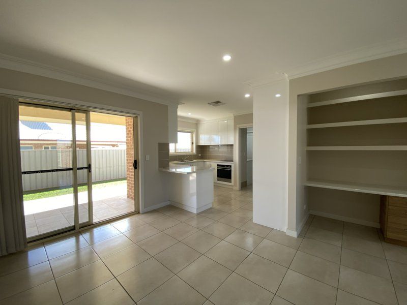 72 Champagne Dr, Dubbo NSW 2830, Image 1