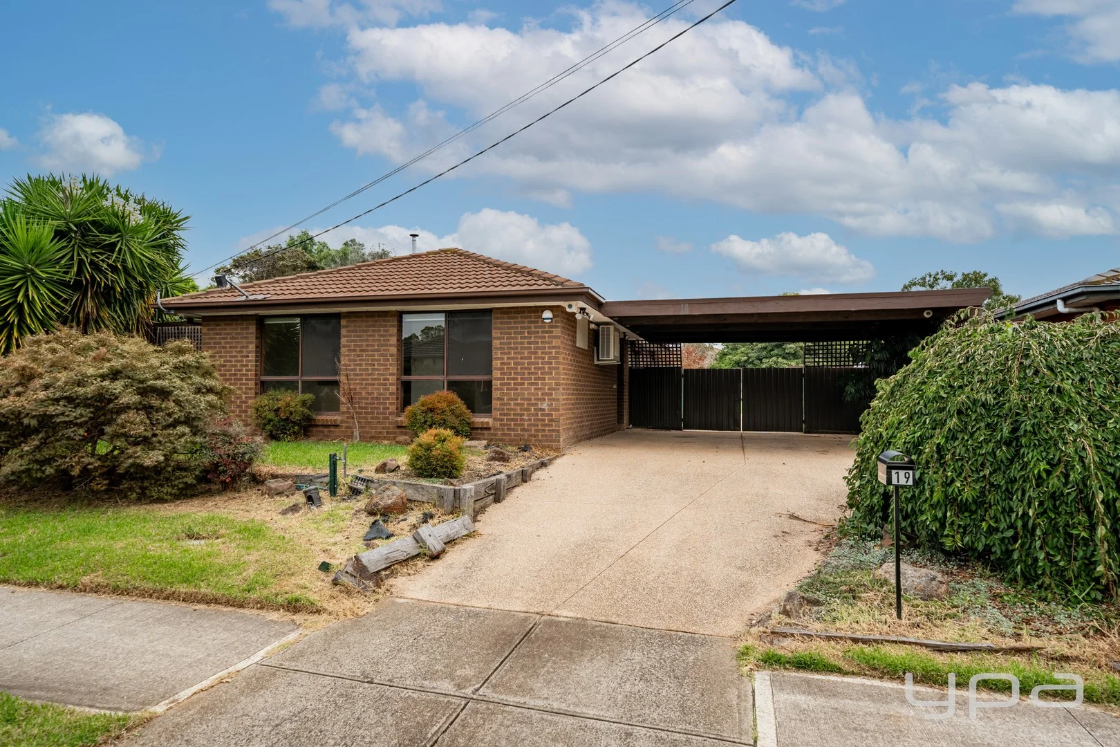 19 Queensbury Way, Werribee VIC 3030