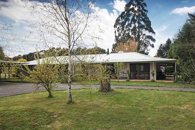 21 Leishmans Lane, LYONVILLE VIC 3461, Image 0