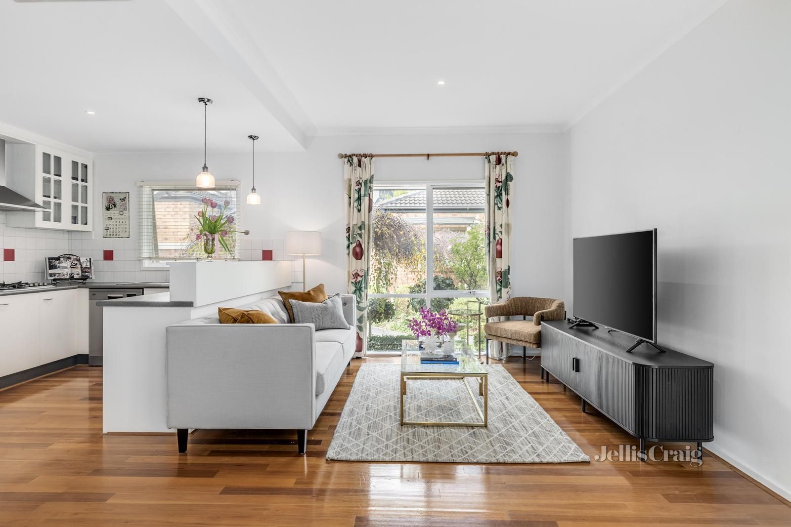 7/18 Cornell Street, Camberwell VIC 3124, Image 2