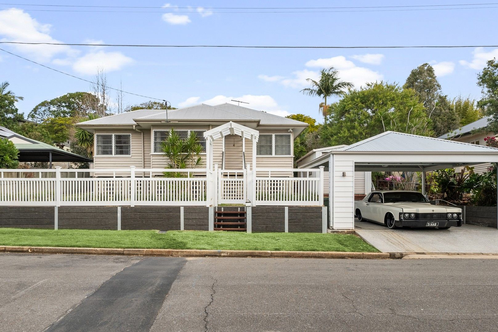 3 bedrooms House in 5 Gurley Street WAVELL HEIGHTS QLD, 4012