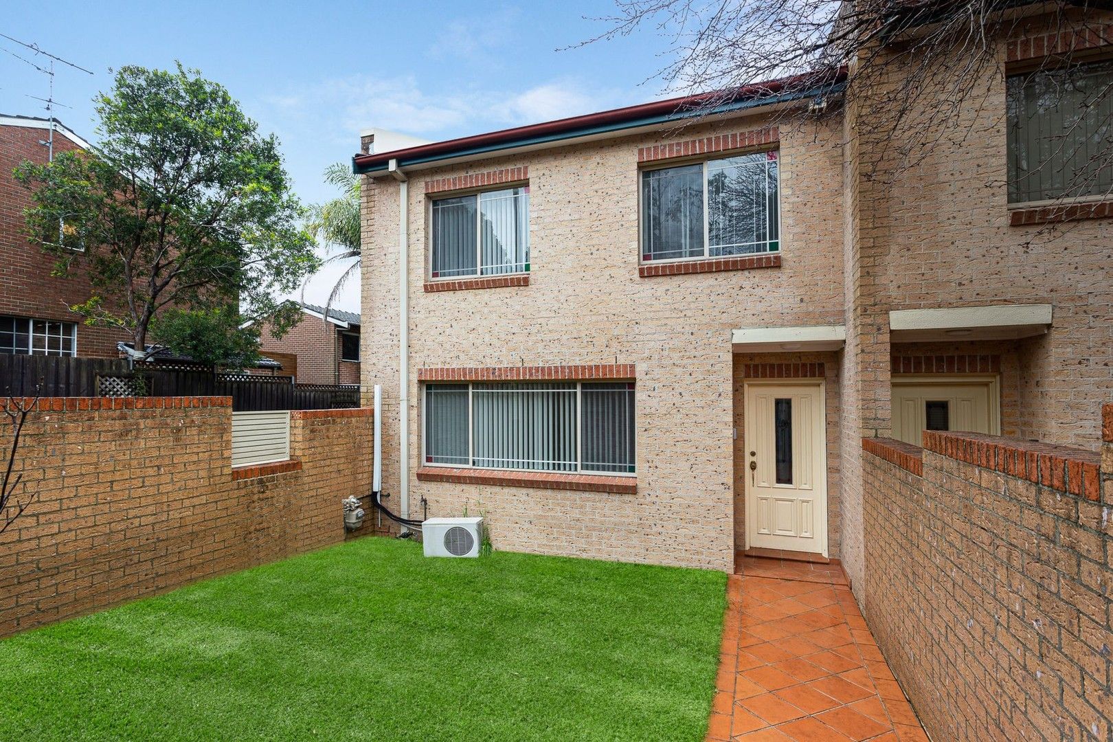 3 bedrooms Townhouse in 1/16-18 Milner Road ARTARMON NSW, 2064