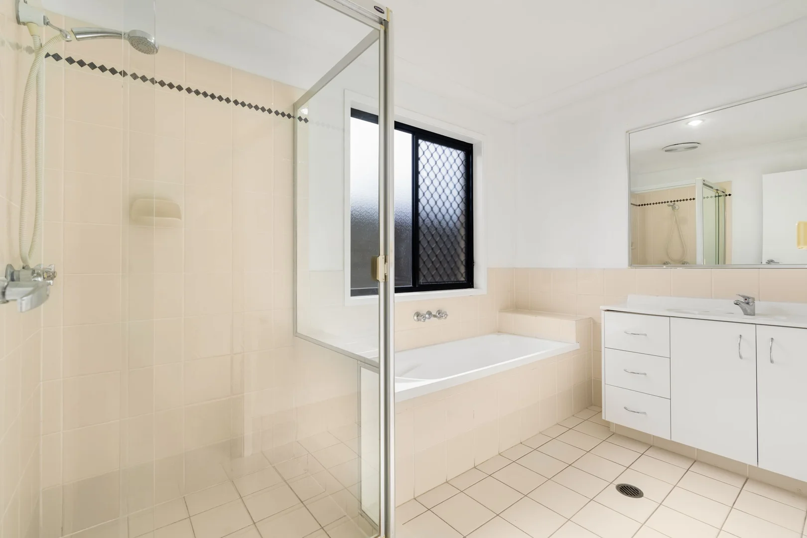 Additional image 13 of 21 Webcke Avenue, Crestmead QLD 4132