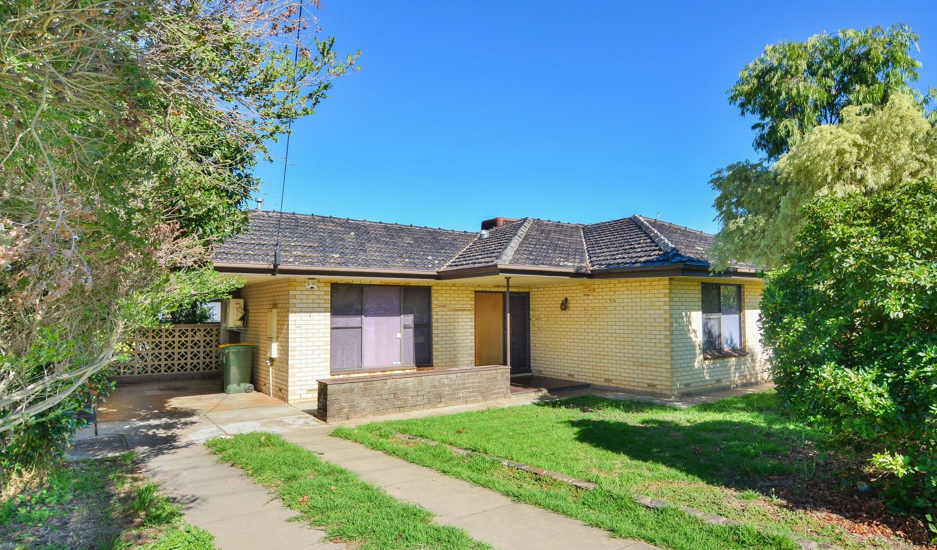 3 bedrooms House in 1 Parsons Avenue MORPHETT VALE SA, 5162