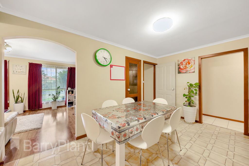 29 Kinterbury Drive, Kings Park VIC 3021, Image 2