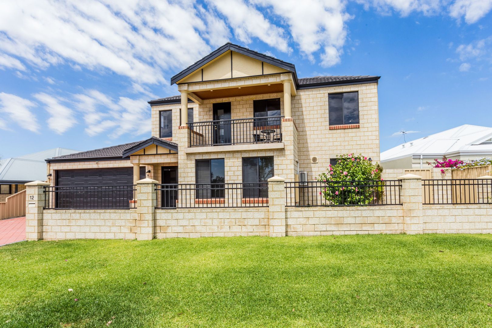 Property Report For 12 Possum Glade Beeliar Wa 6164