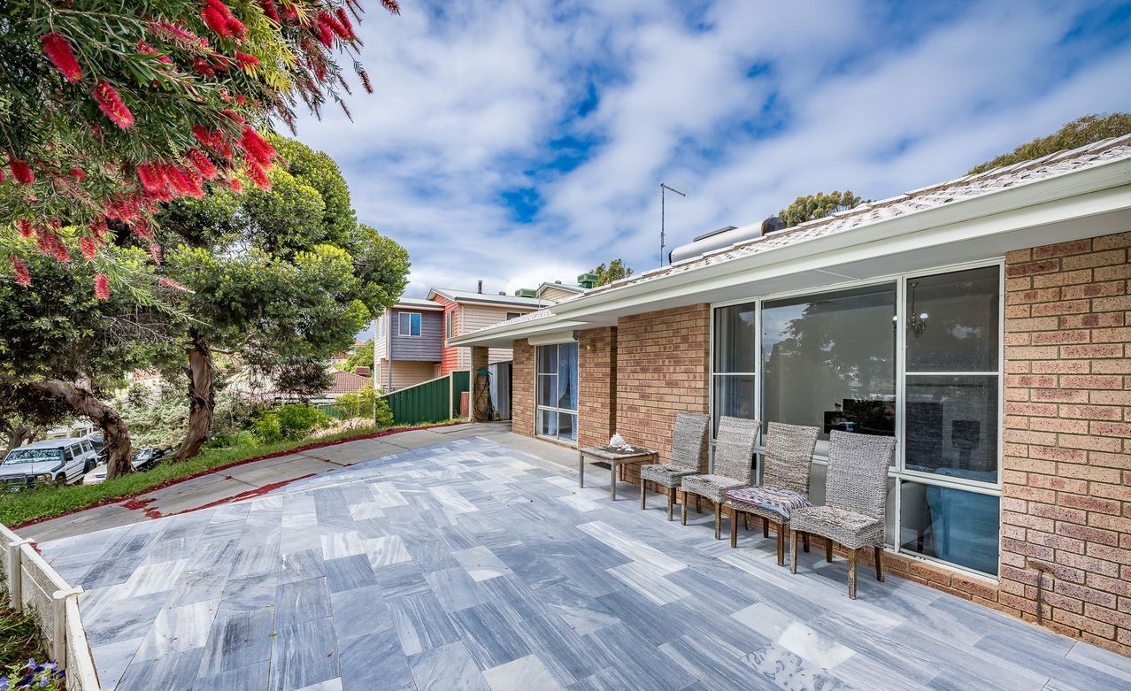 45 Rees Drive, Quinns Rocks WA 6030 House For Rent 600 Domain