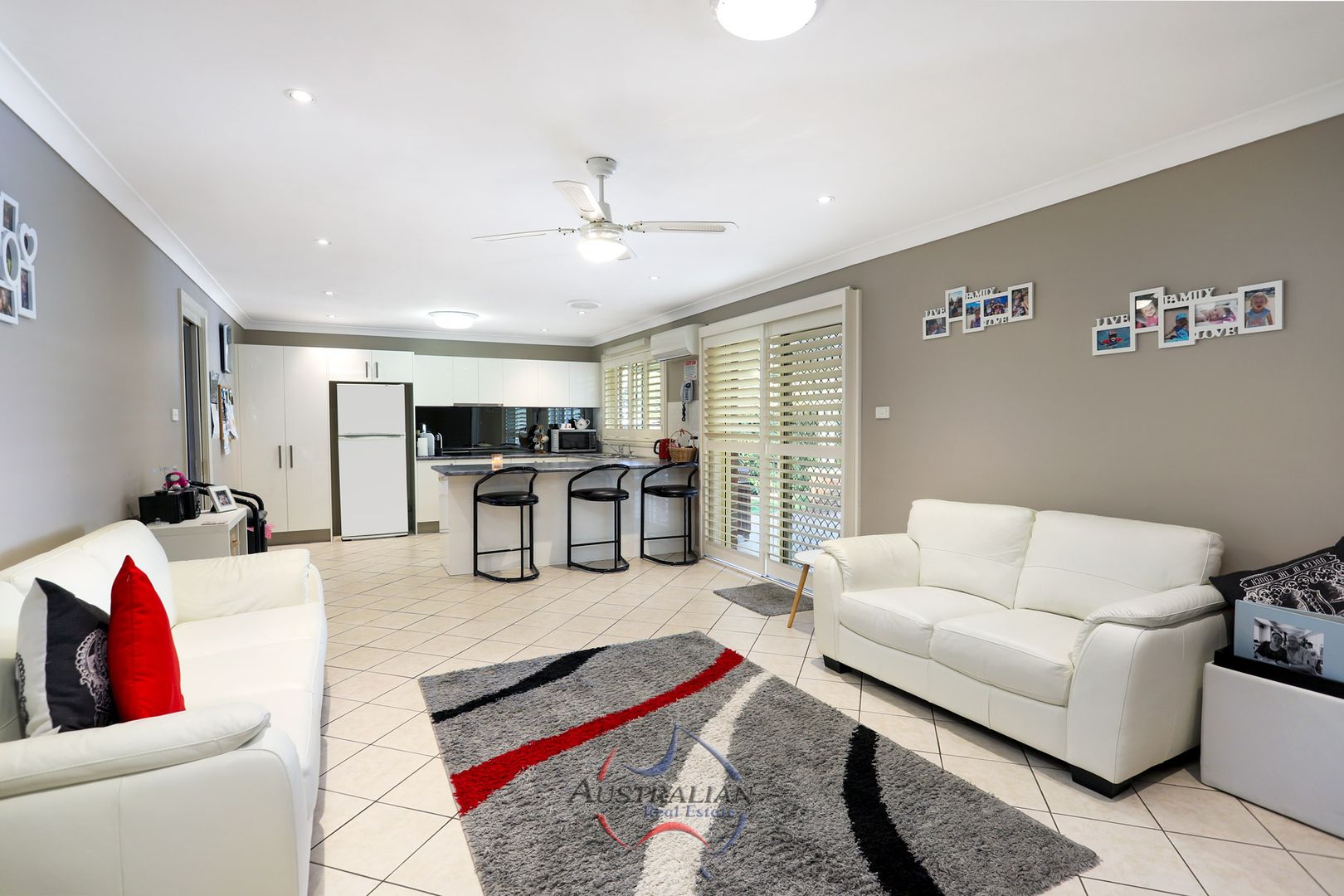 10 Priscilla Place, Quakers Hill NSW 2763, Image 2