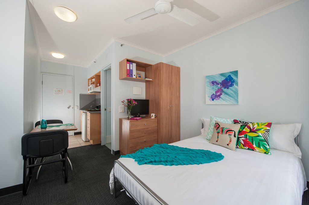 2/108 Margaret Street, Brisbane City QLD 4000, Image 2