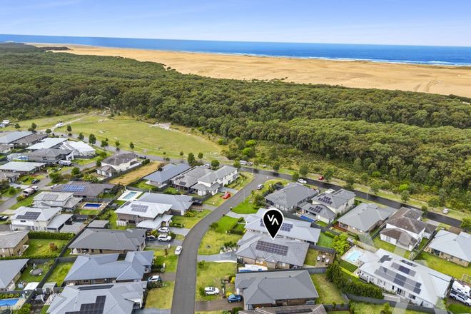 Picture of 32 Sygna Street, FERN BAY NSW 2295